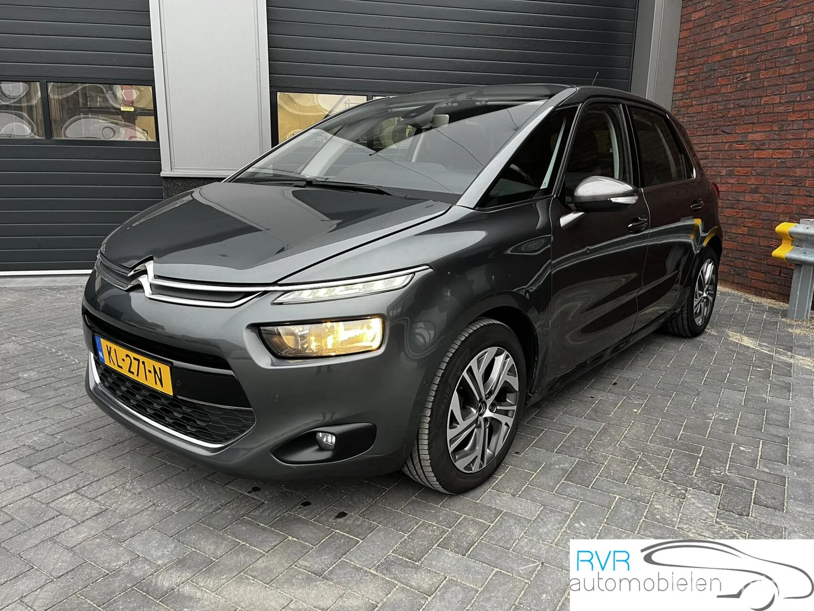 Citroën C4 Picasso (2016) — foto 1