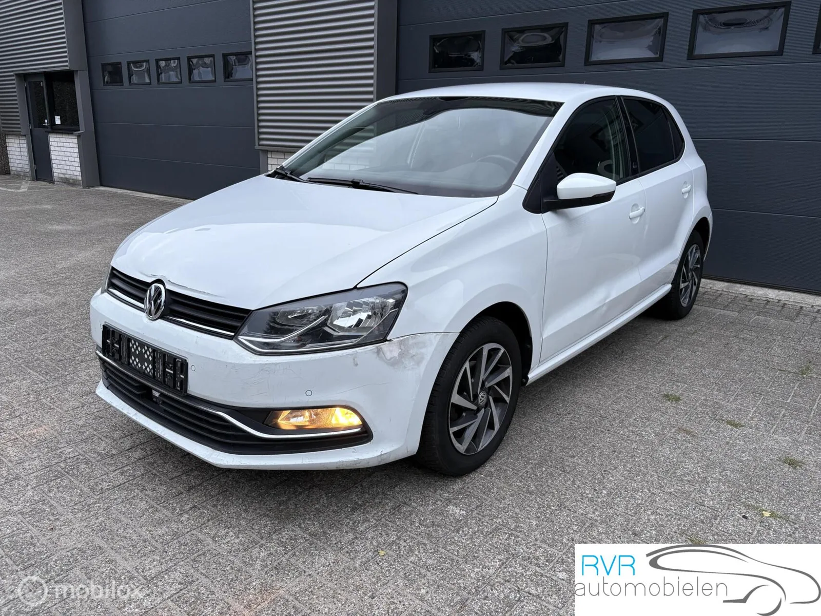 Volkswagen Polo (2017) — foto 1