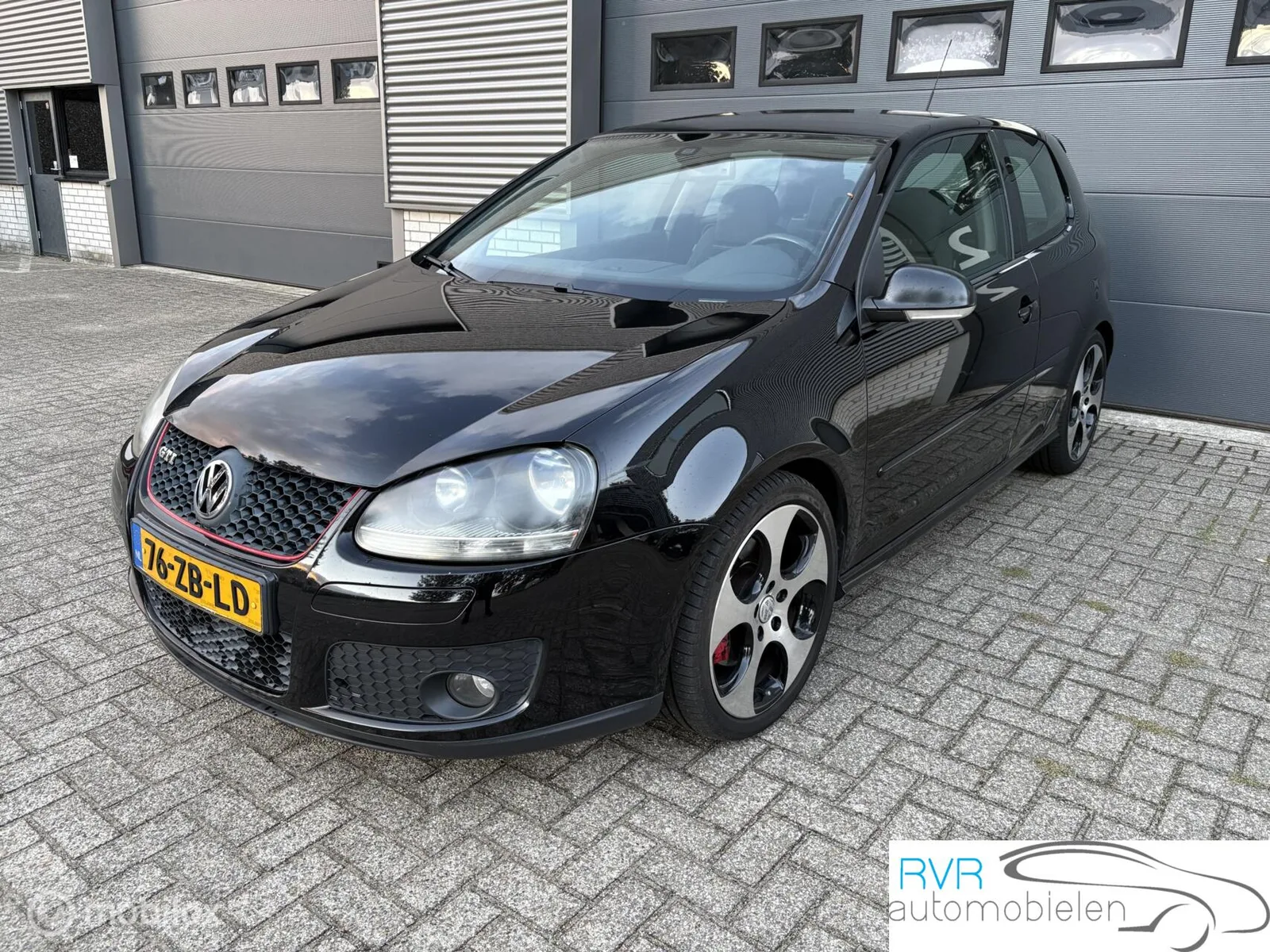 Volkswagen Golf (2008) — foto 1