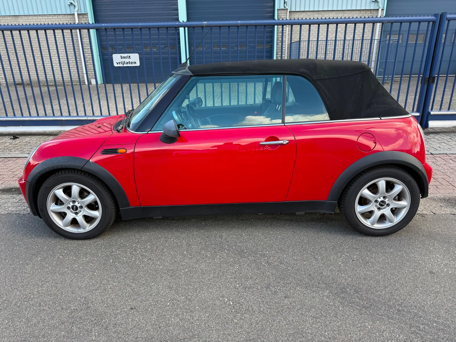 MINI Cabrio (2005) — foto 1