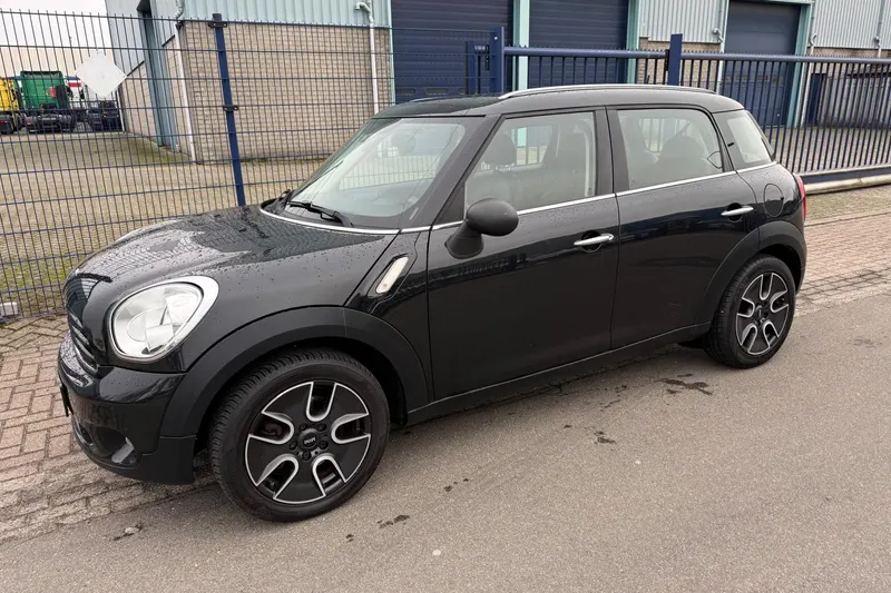 MINI Countryman (2013)