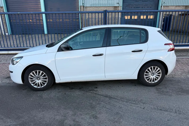 Peugeot 308 (2015)