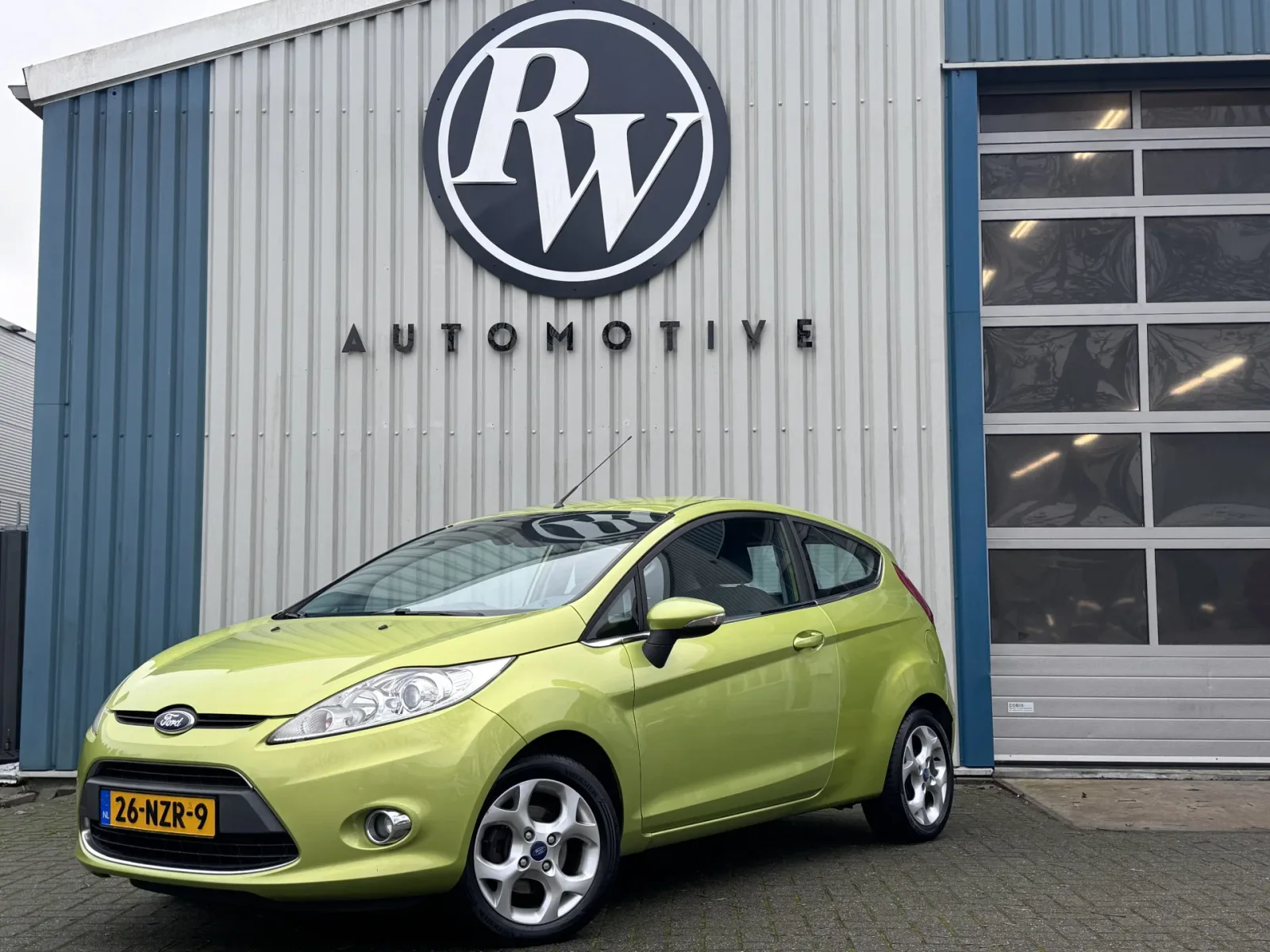 Ford Fiesta (2011) — foto 1