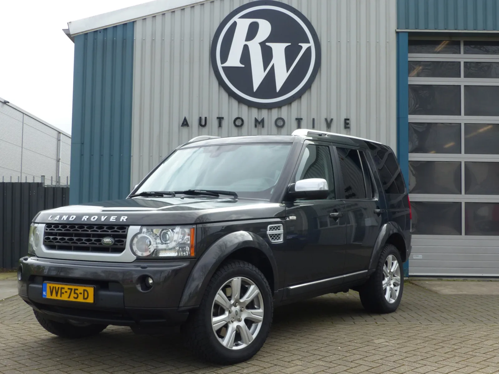Land Rover Discovery (2012) — foto 1