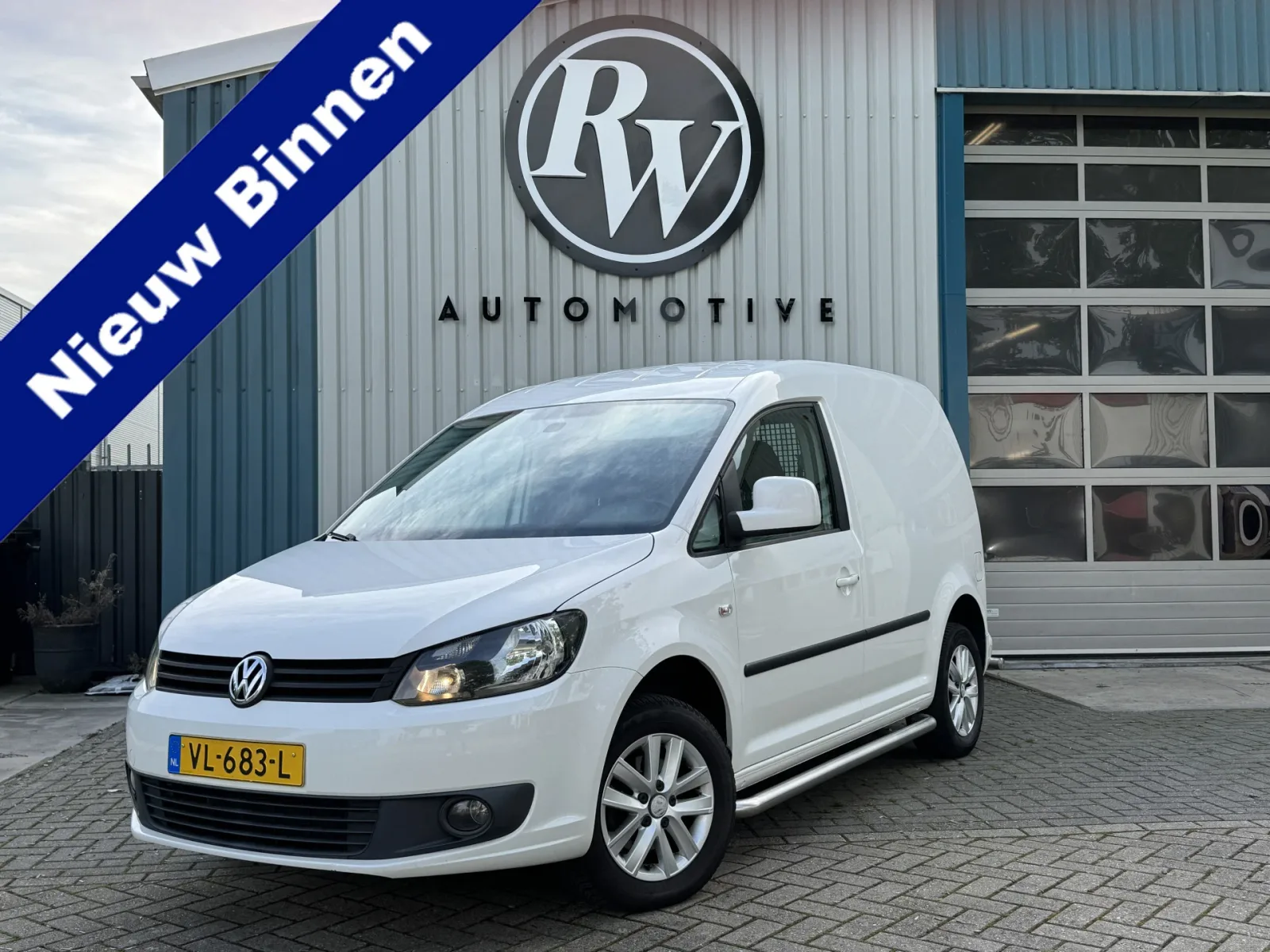 Volkswagen Caddy (2015) — foto 1