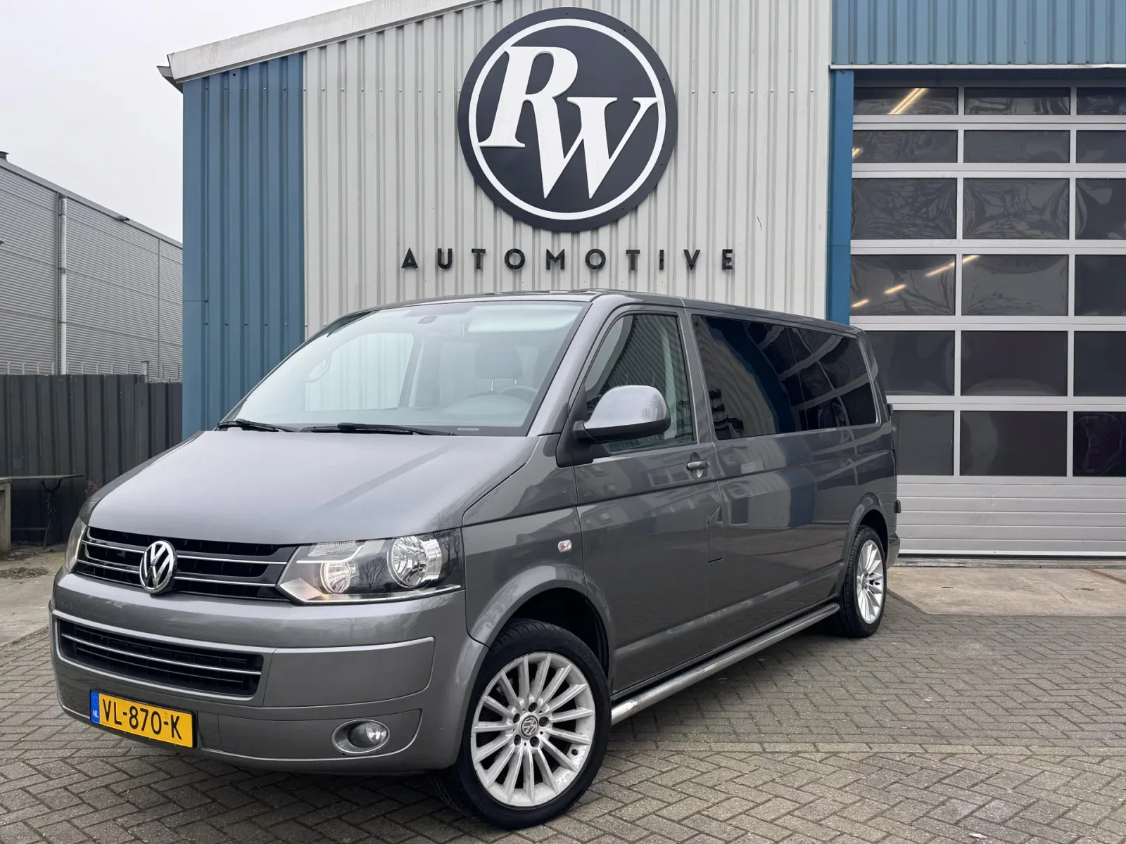Volkswagen Transporter (2015) — foto 1