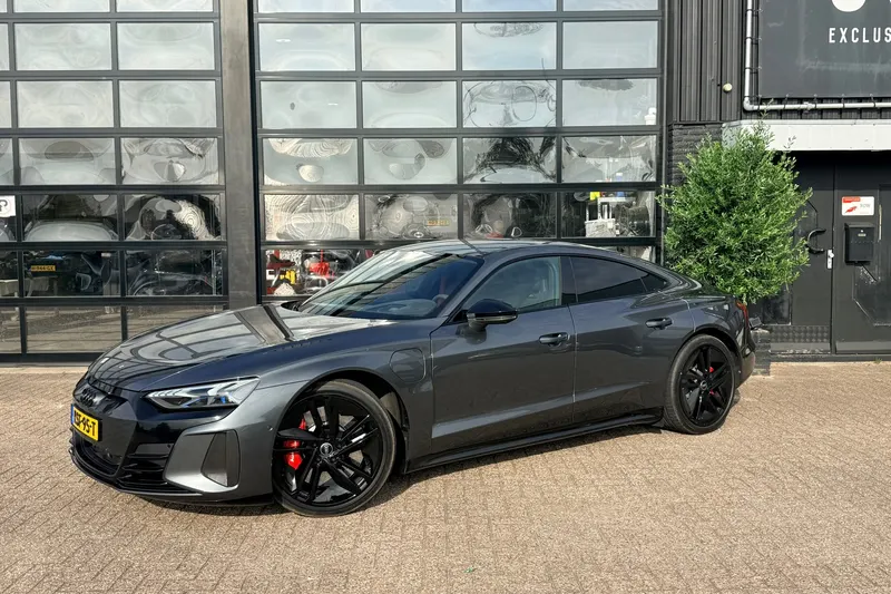Audi e-tron GT (2023)