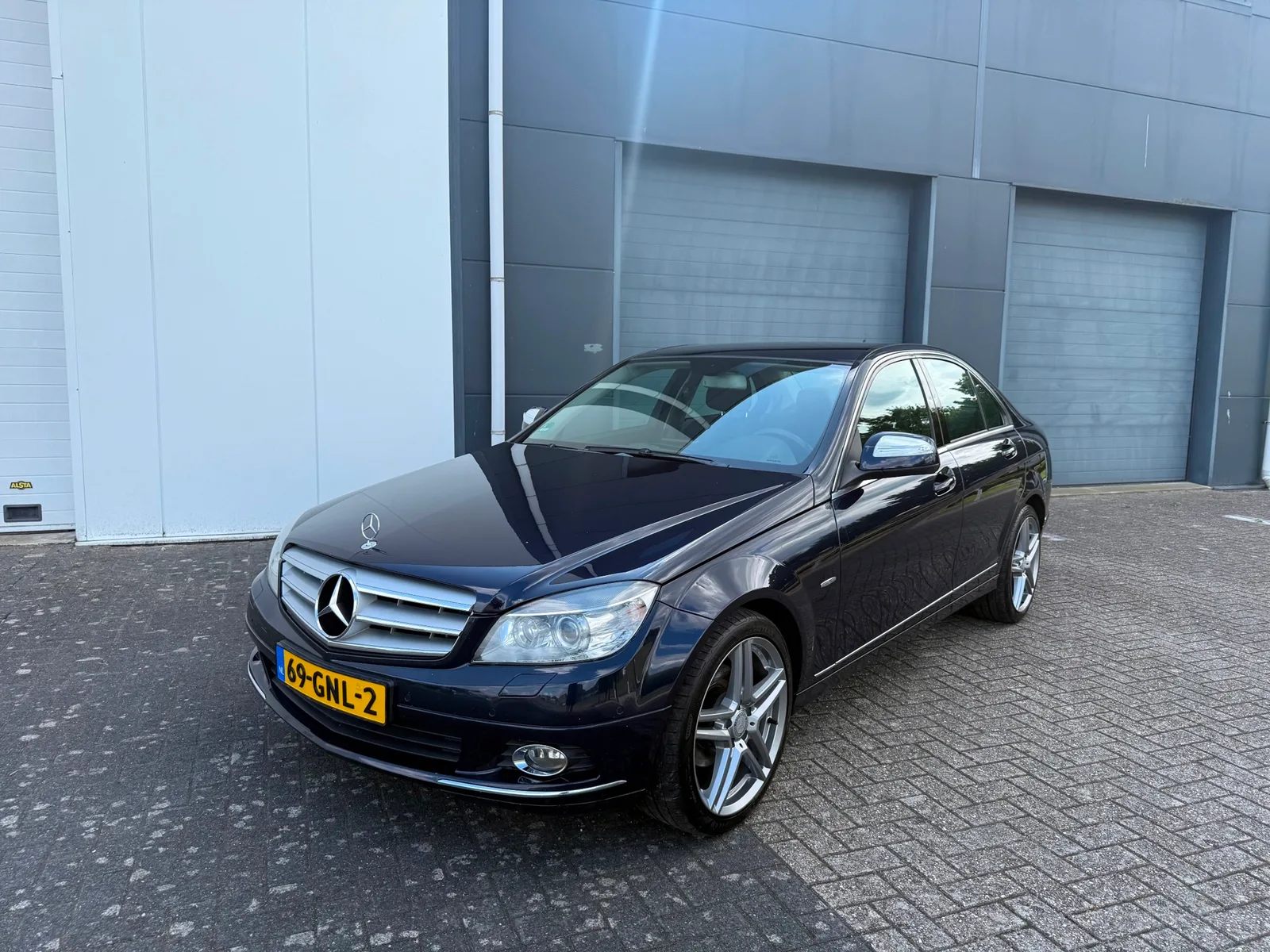Mercedes-Benz C-Klasse (2008) — foto 1