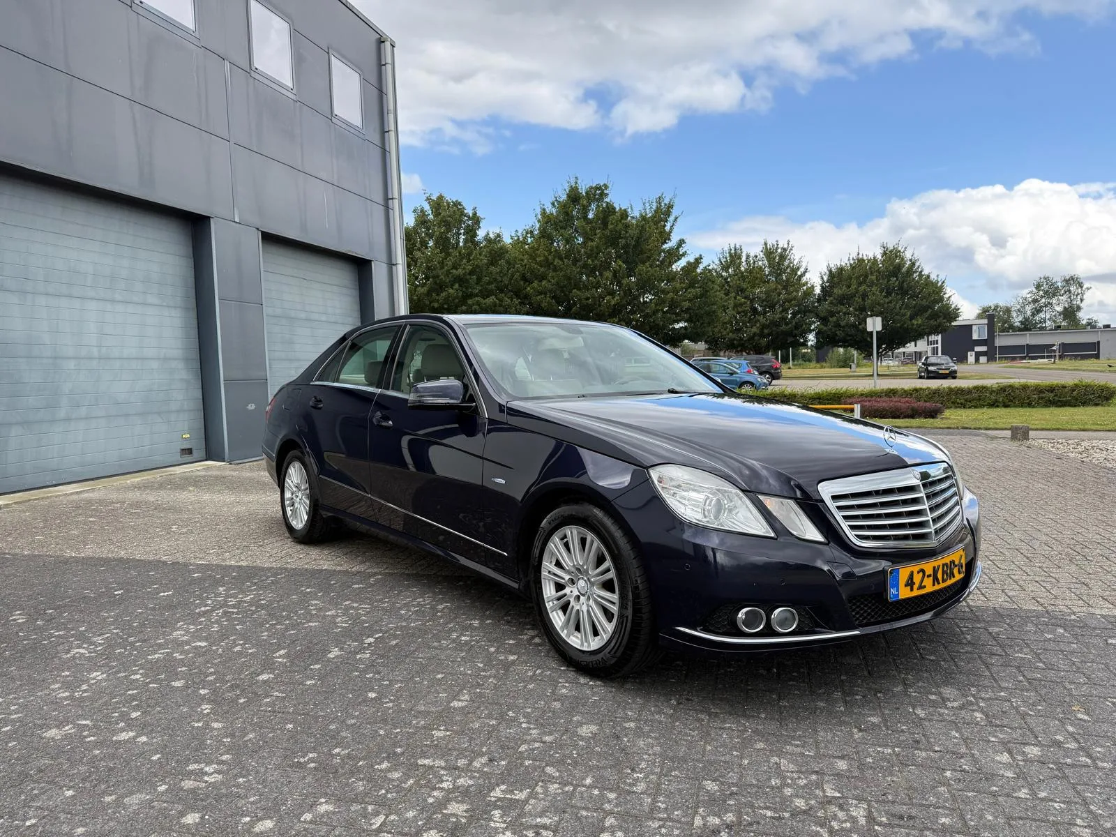 Mercedes-Benz E-Klasse (2009) — foto 1
