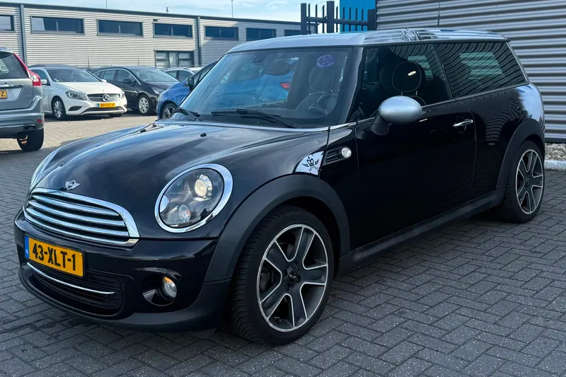 MINI Clubman (2012)