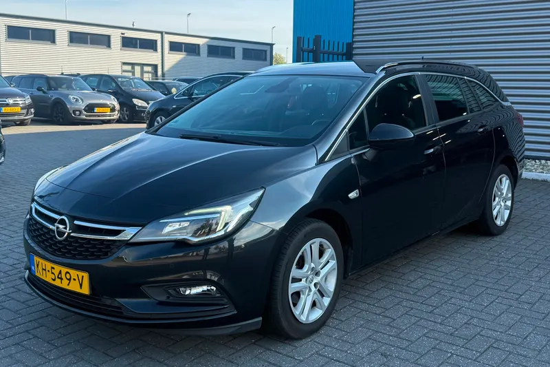 Opel Astra (2016)