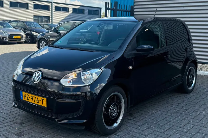 Volkswagen Up! (2016)