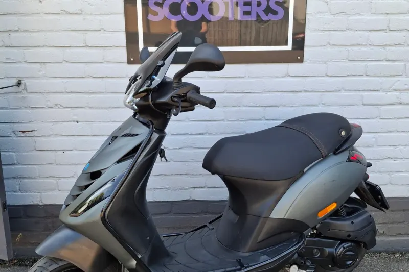 Piaggio Zip (2021)