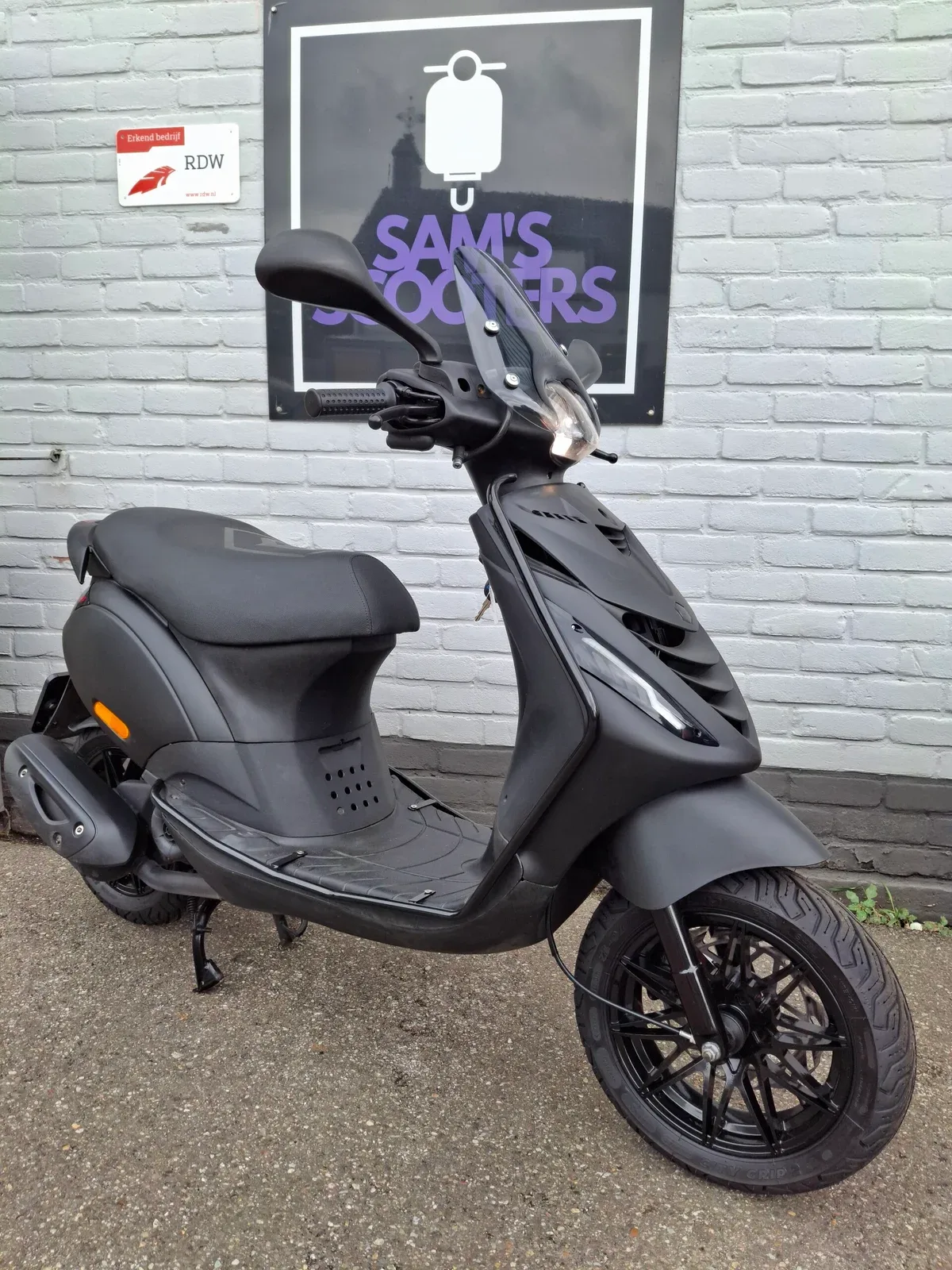 Piaggio Zip (2021) — foto 1