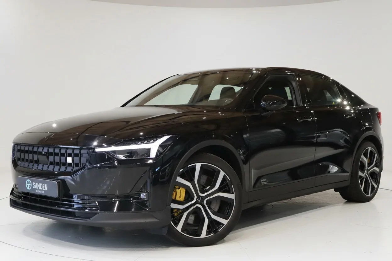 Polestar 2 (2023) — foto 1