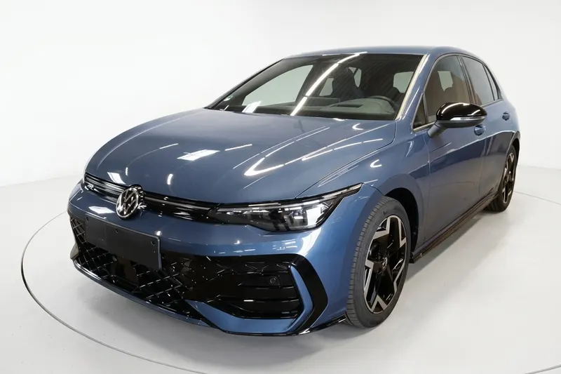 Volkswagen Golf (2025)