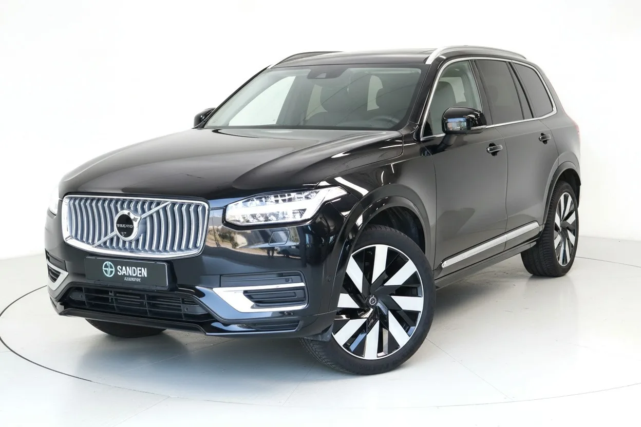 Volvo XC90 (2024) — foto 1