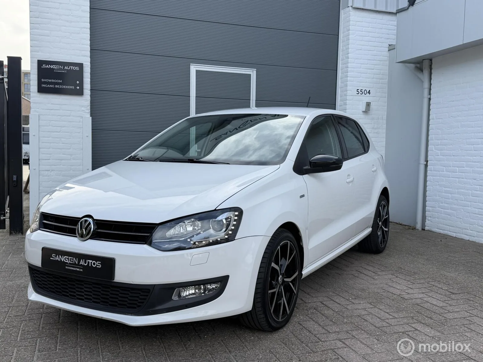 Volkswagen Polo (2012) — foto 1