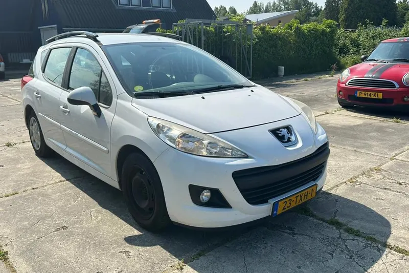 Peugeot 207 (2012)