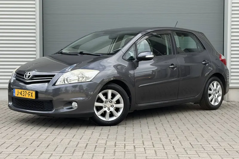 Toyota Auris (2012)