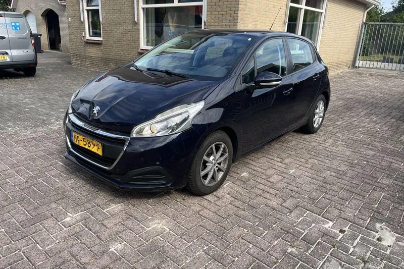 Peugeot 208 (2024)