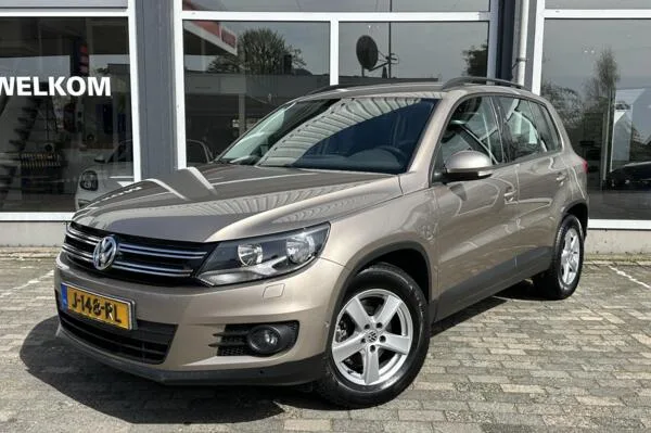 Volkswagen Tiguan (2015) — foto 1