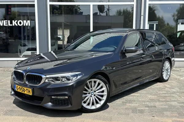 BMW 5-Serie (2017) — foto 1