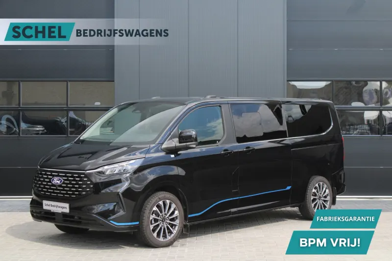Ford Tourneo Custom (2023)