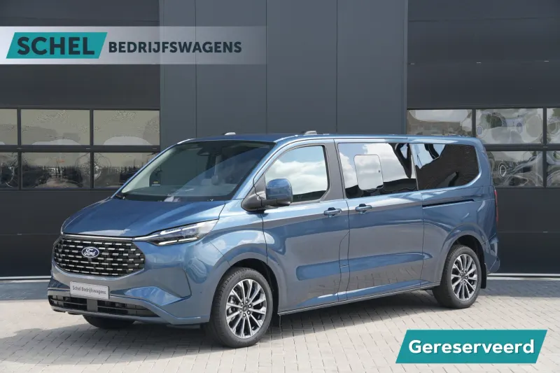 Ford Tourneo Custom (2025)
