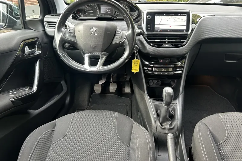 Peugeot 208 (2018)