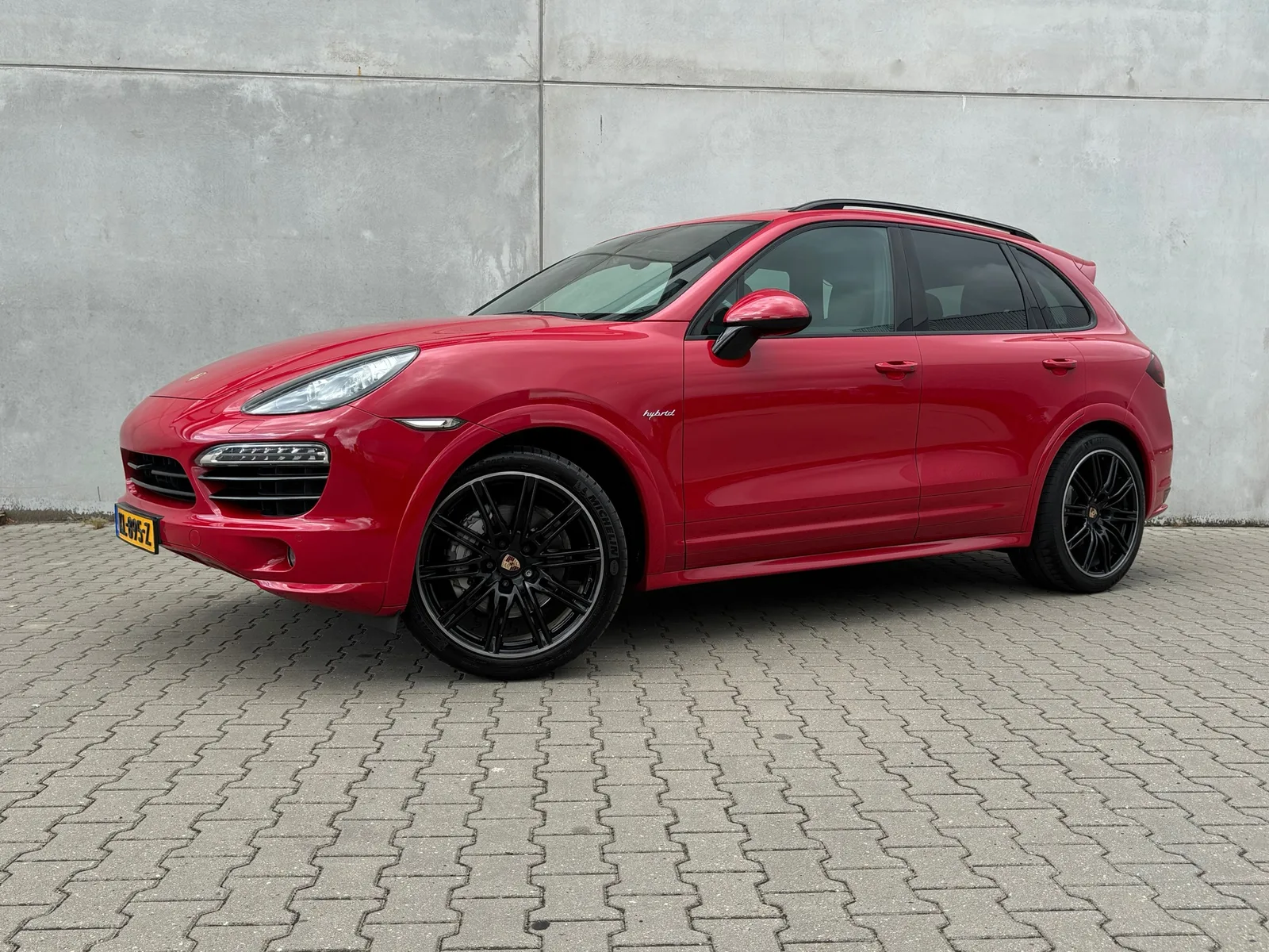 Porsche Cayenne (2013) — foto 1
