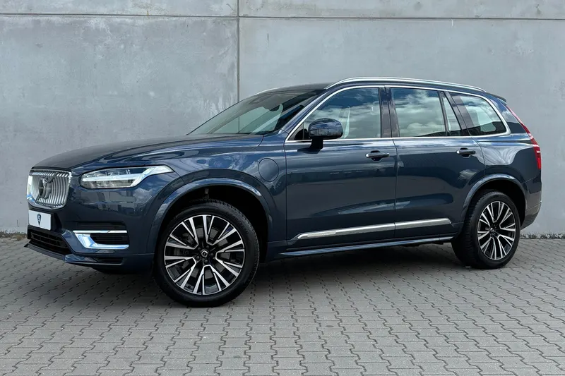 Volvo XC90 (2023)
