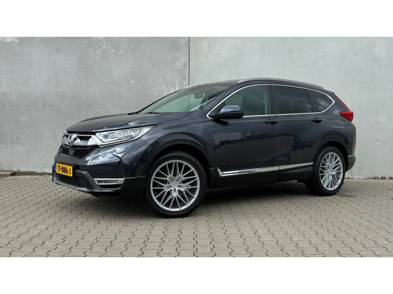 Honda CR-V (2018) — foto 1