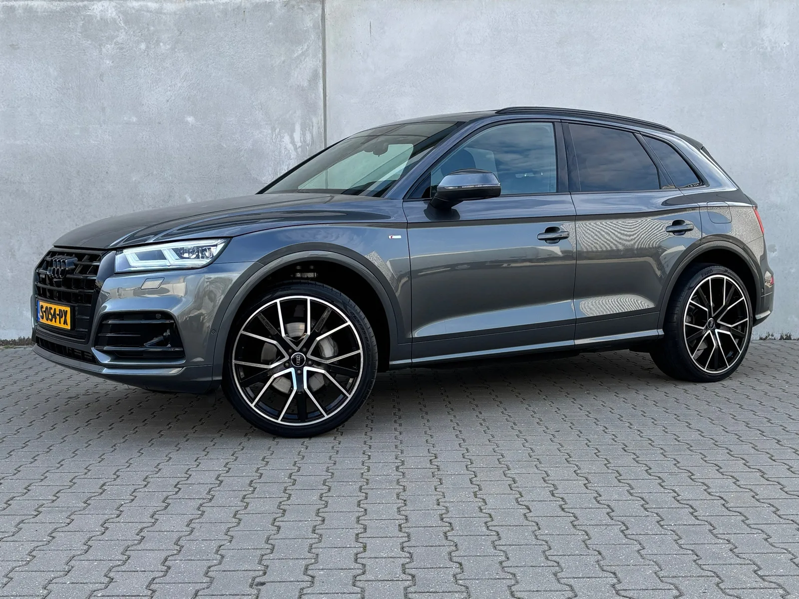 Audi Q5 (2020) — foto 1