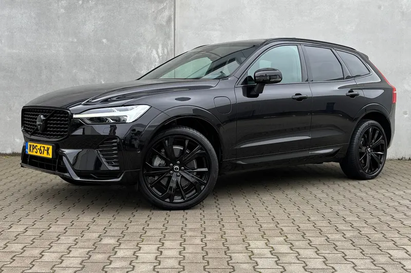 Volvo XC60 (2024)