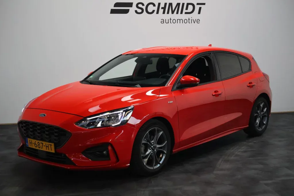Ford Focus (2020) — foto 1