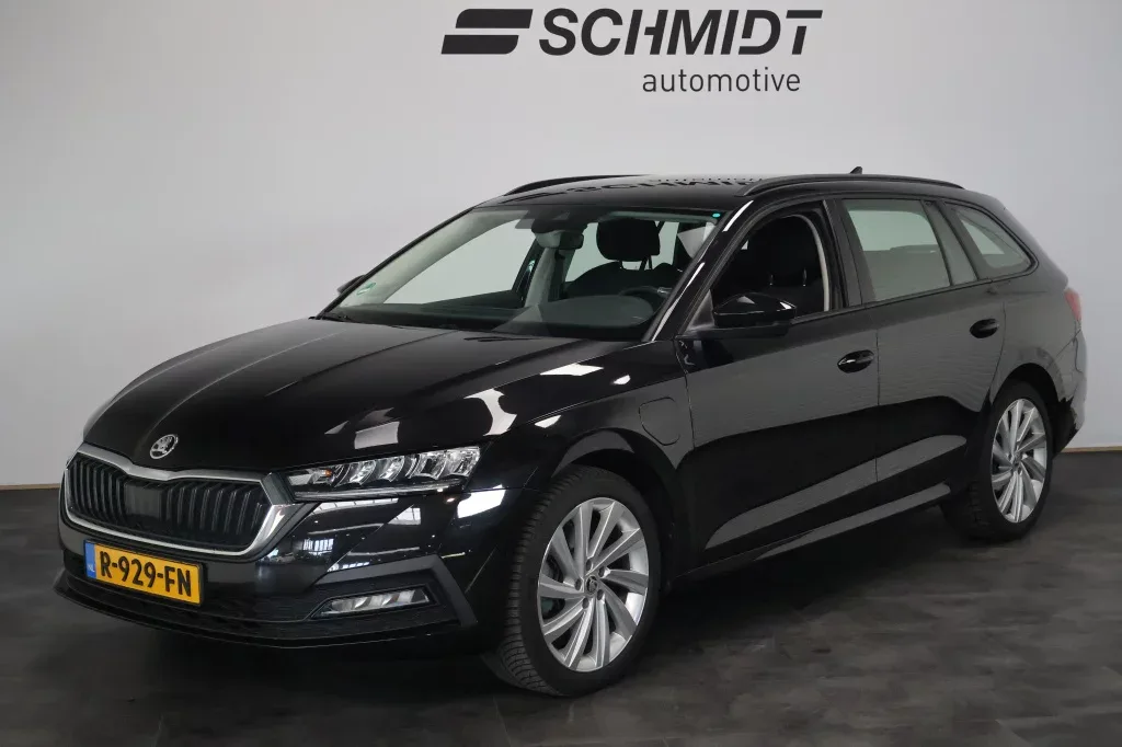Škoda Octavia (2022) — foto 1