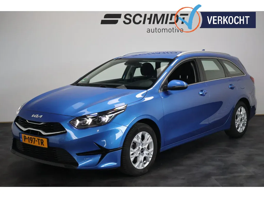 Kia Ceed Sportswagon (2022) — foto 1