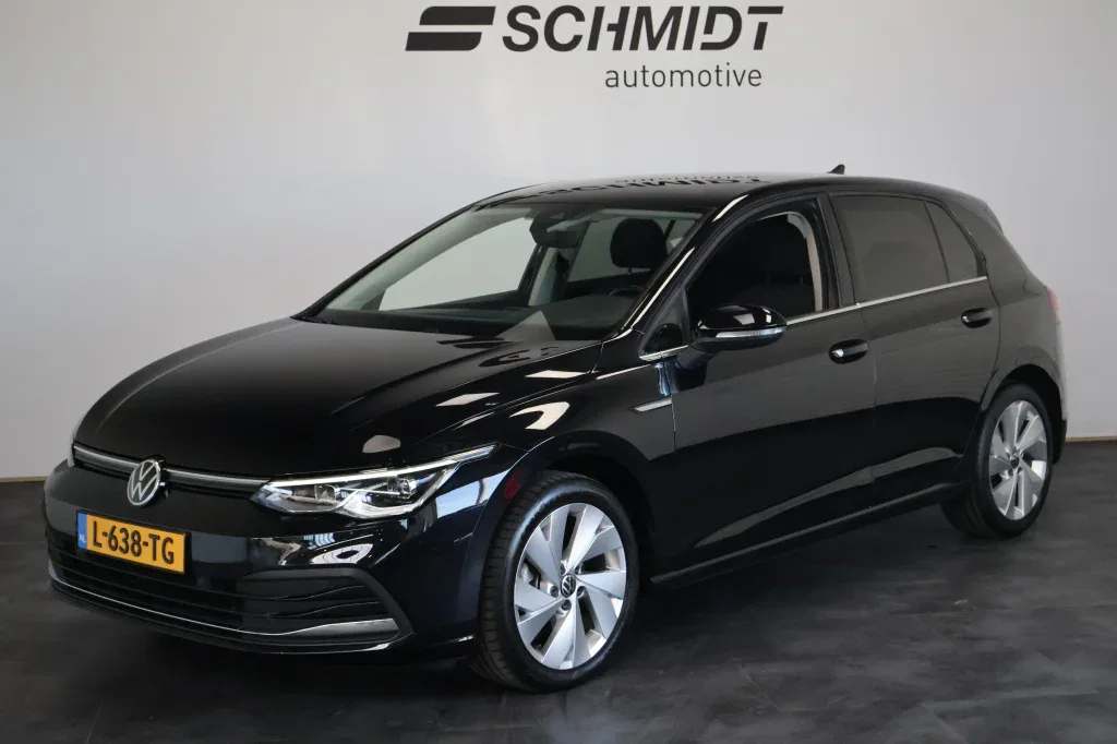 Volkswagen Golf (2020) — foto 1