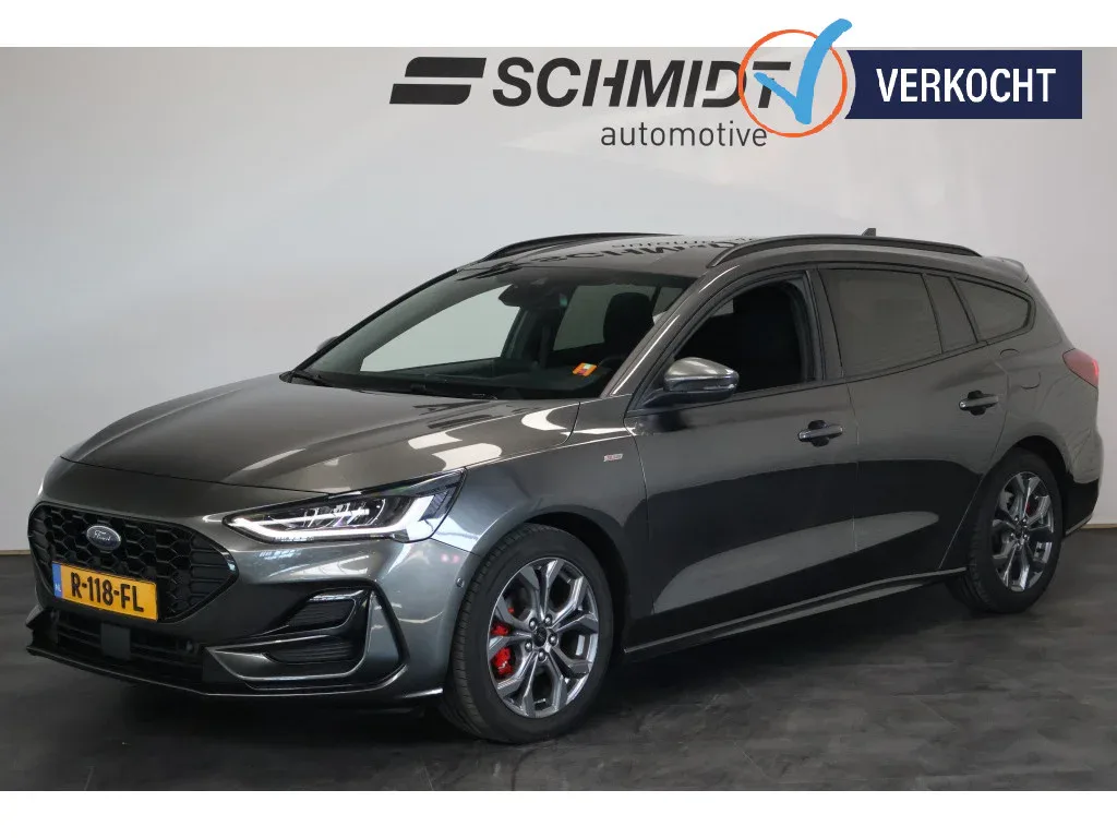 Ford Focus (2022) — foto 1