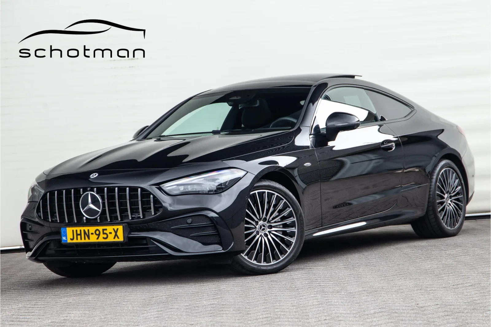 Mercedes-Benz CLE (2024) — foto 1