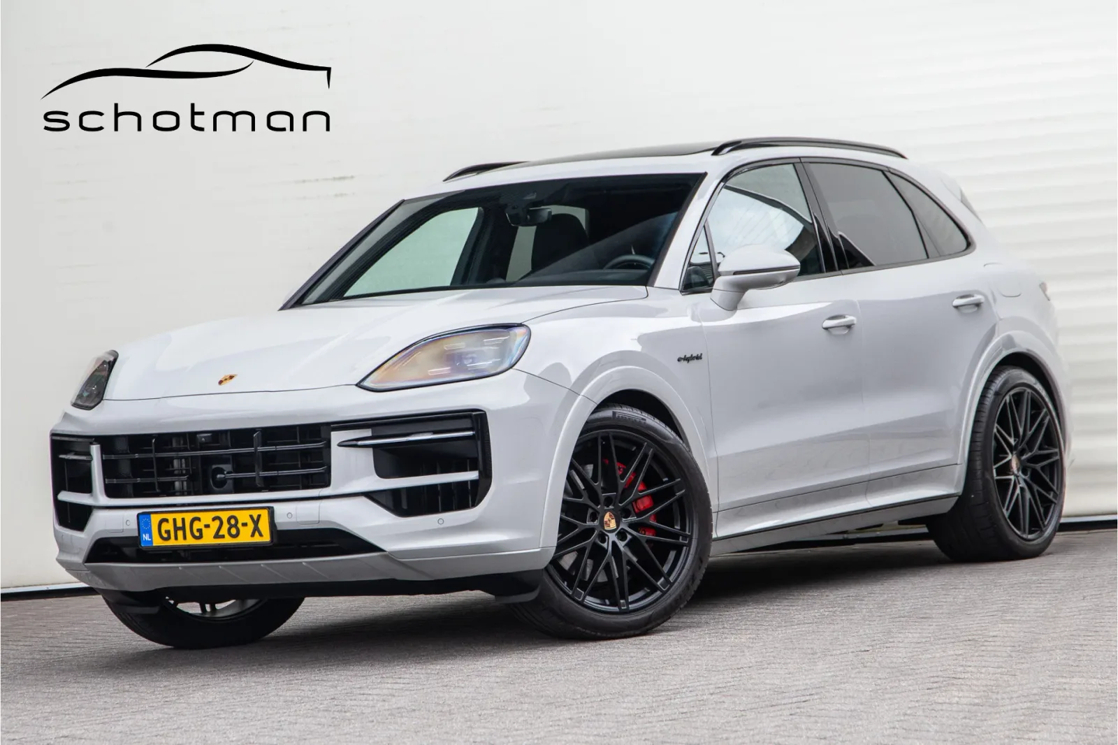 Porsche Cayenne (2024) — foto 1