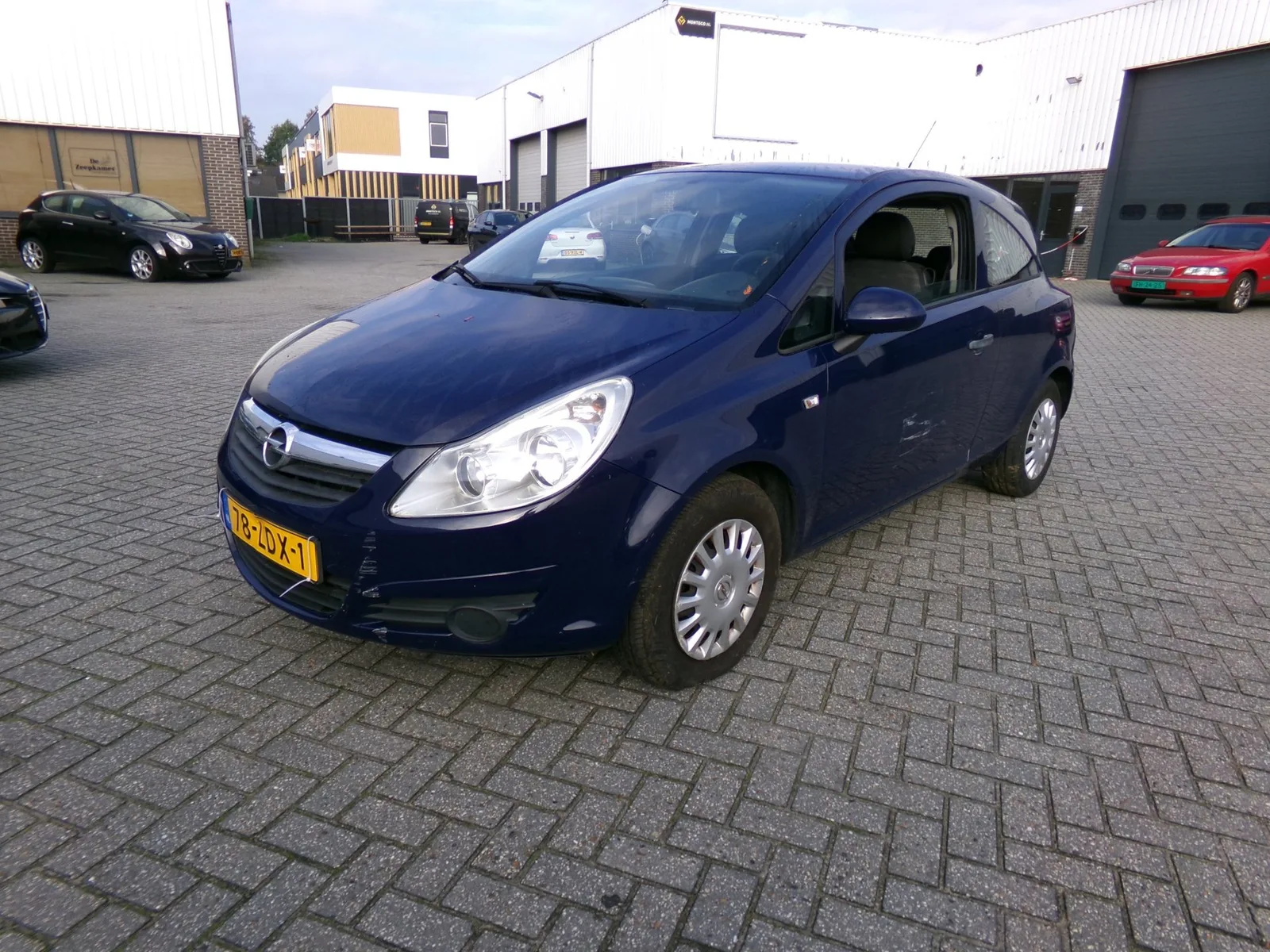 Opel Corsa (2010) — foto 1