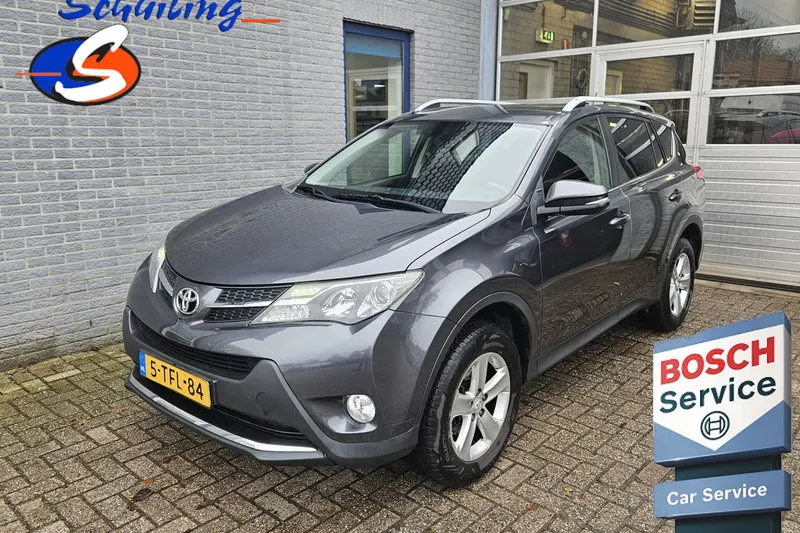 Toyota RAV4 (2014)