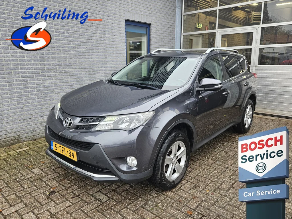 Toyota RAV4 (2014) — foto 1