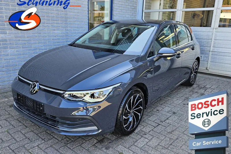 Volkswagen Golf (2024)