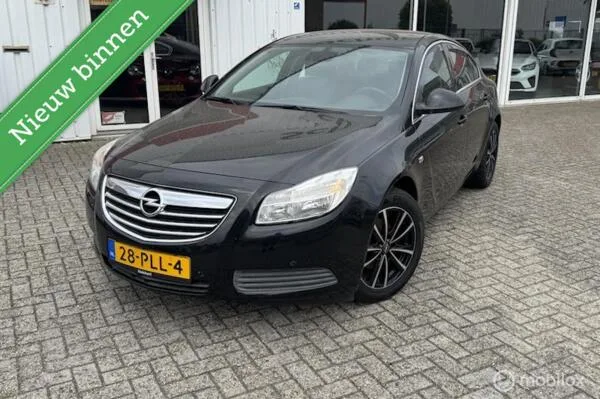 Opel Insignia (2011) — foto 1