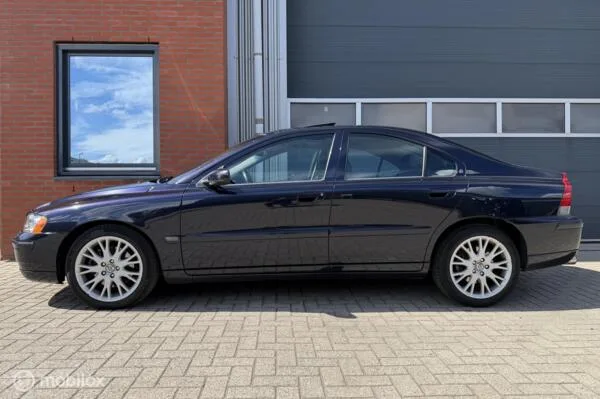 Volvo S60 (2005) — foto 1