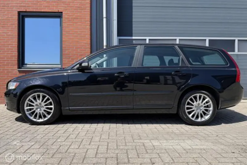 Volvo V50 (2010)