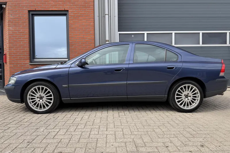 Volvo S60 (2000)